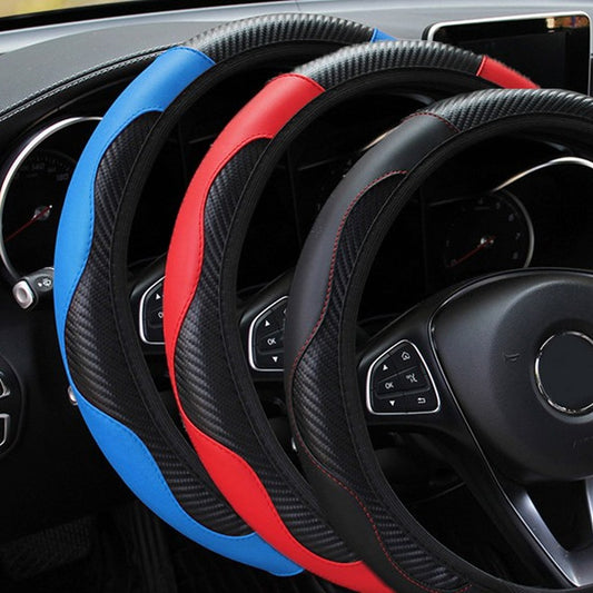 Capa de volante efeito carbono em preto, vermelho e azul